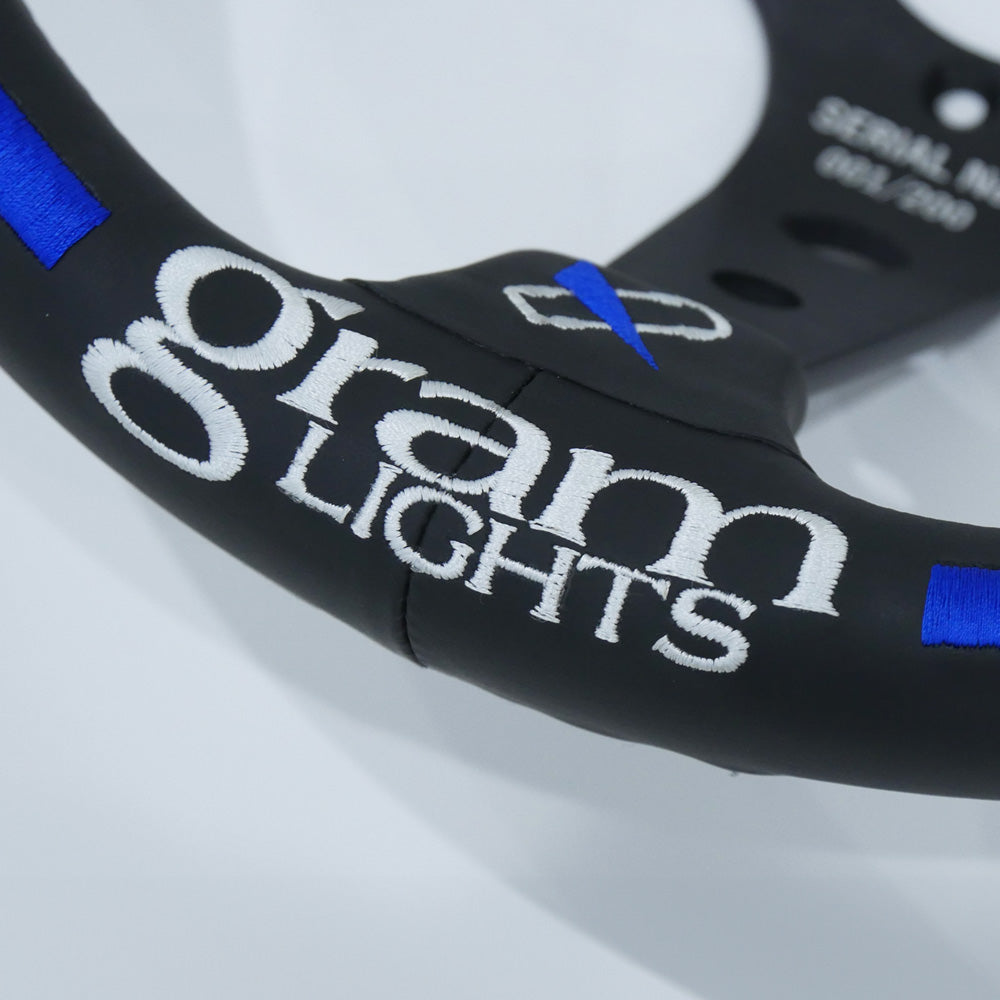 RAYS x VERTEX gramLIGHTS ステアリング